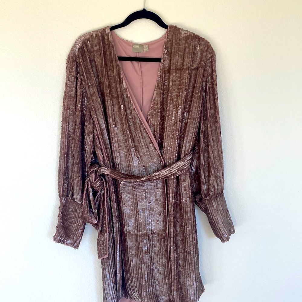 Sequins wrap dress, long sleeve